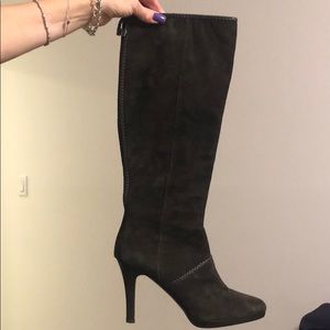ELIE TAHARI suede espresso boots